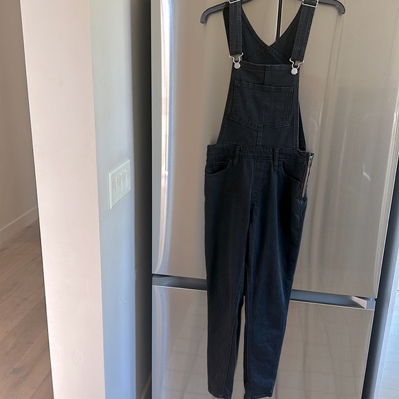 NWOT LEVIS black Denim Bib Overalls Jeans Jumpsuit 🤩 size 28 - Picture 4 of 14